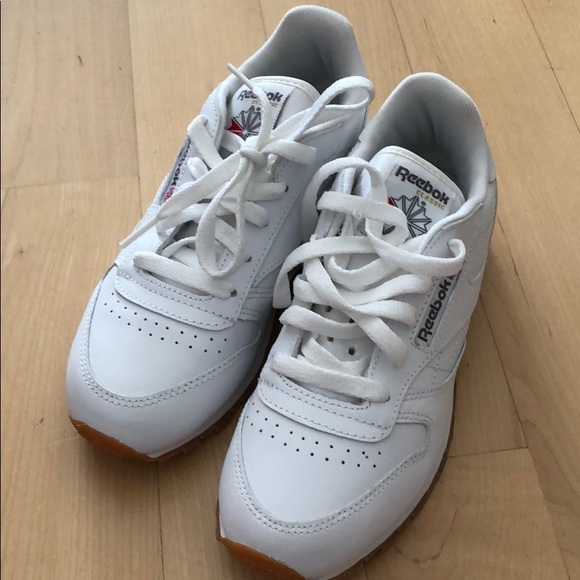 Reebok Other - Reebok classic sneakers